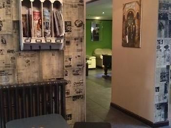 Salford Arms Hotel ภายนอก รูปภาพ